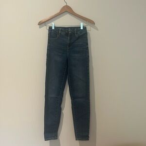 American eagle blue skinny jeans